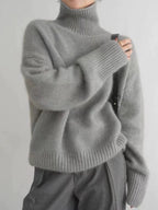 Genevieve | Cashmere Turtleneck