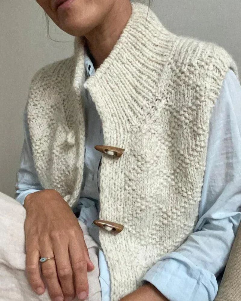 Margot | Elegant Button Cardigan