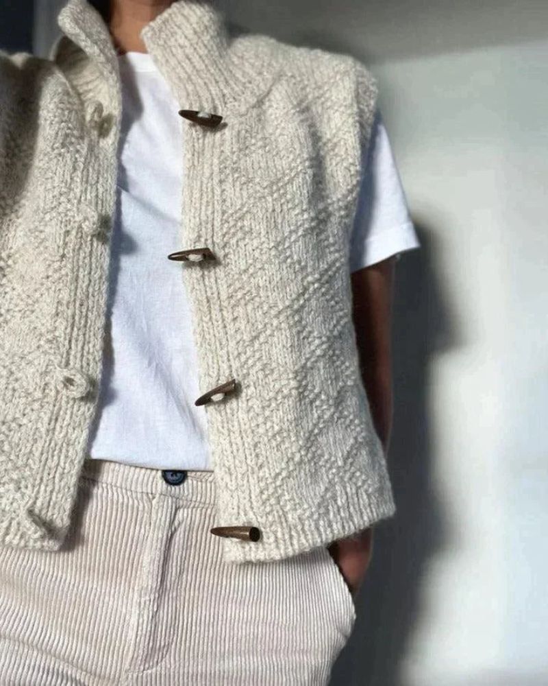 Margot | Elegant Button Cardigan
