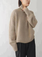 Genevieve | Cashmere Turtleneck