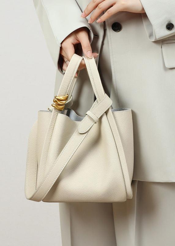 Vesalie | Structured Leather Bucket Tote