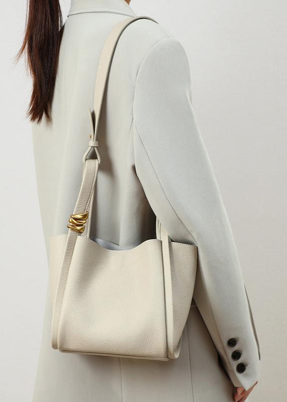 Vesalie | Structured Leather Bucket Tote