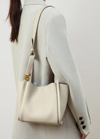 Vesalie | Structured Leather Bucket Tote
