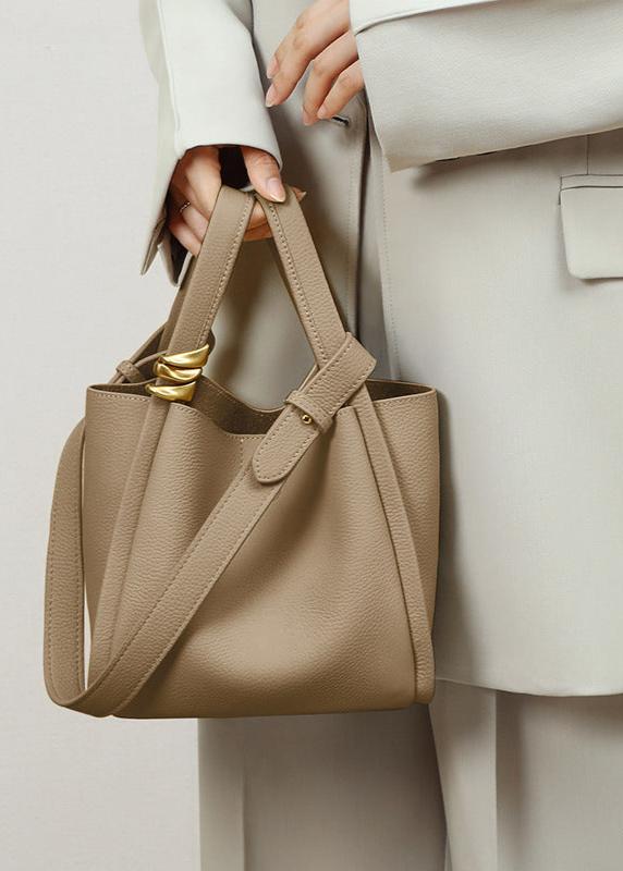 Vesalie | Structured Leather Bucket Tote