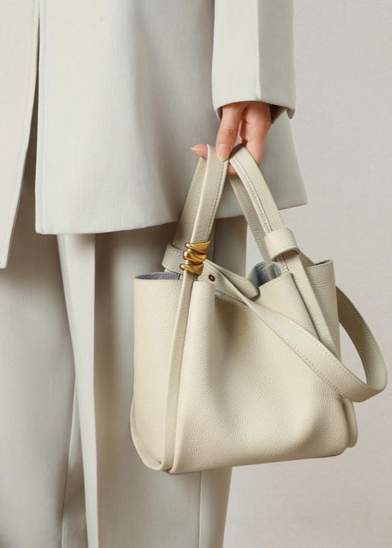 Vesalie | Structured Leather Bucket Tote