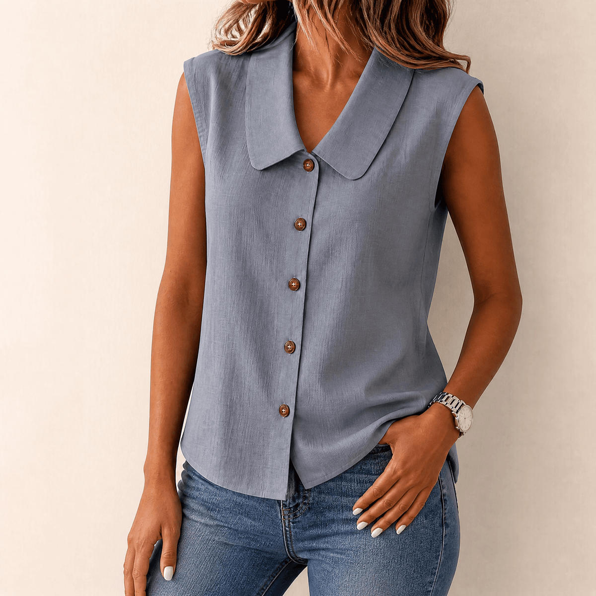 Vera | Sleeveless V-Neck Blouse
