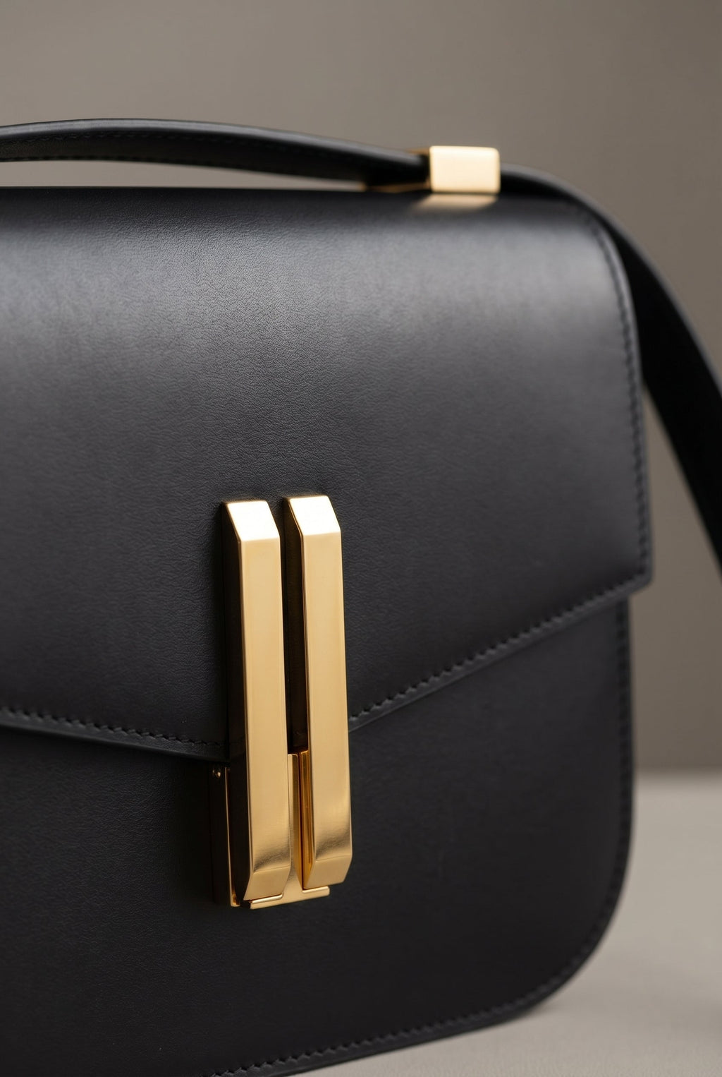 Amelie | Structured Black Leather Shoulder Bag with Gold Clasp